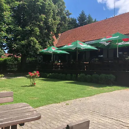Apartamento Apartmány Jevany Jevany