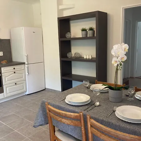 Apartmany Jevany Appartement