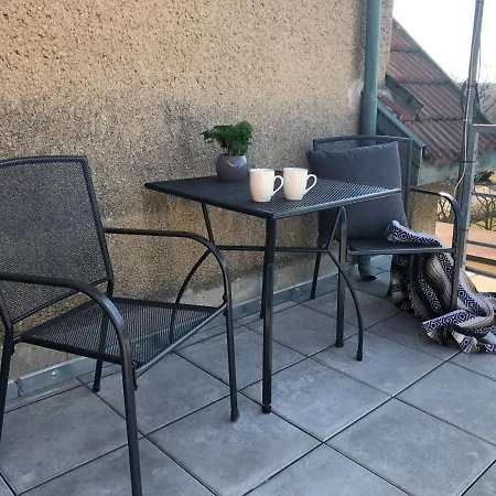 Apartamento Apartmány Jevany *