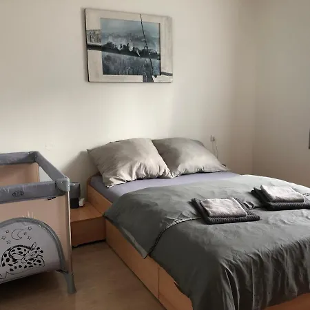 Apartamento Apartmány Jevany Jevany