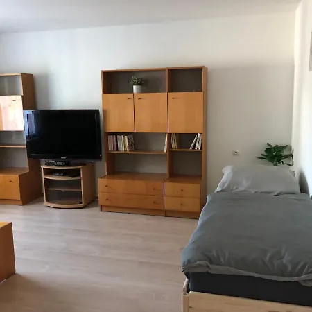 Apartamento Apartmány Jevany Jevany