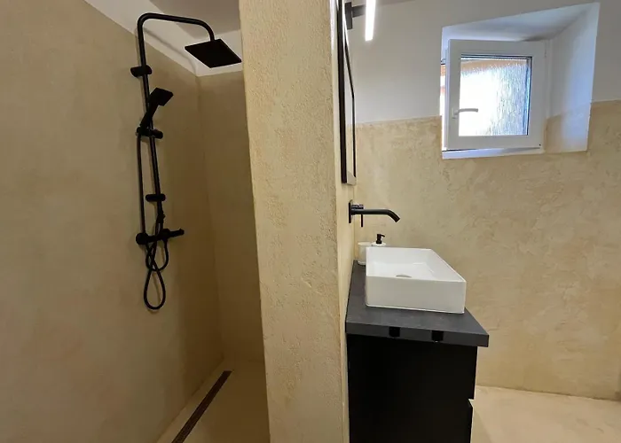 Apartmany Jevany Lägenhet Jevany